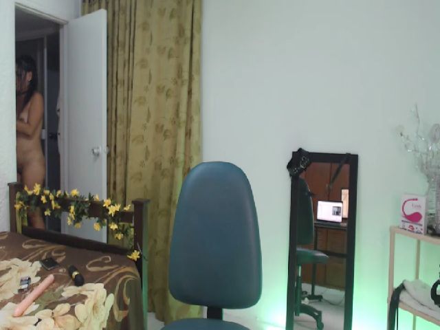 Live sex webcam photo for Queen_cata #256663337