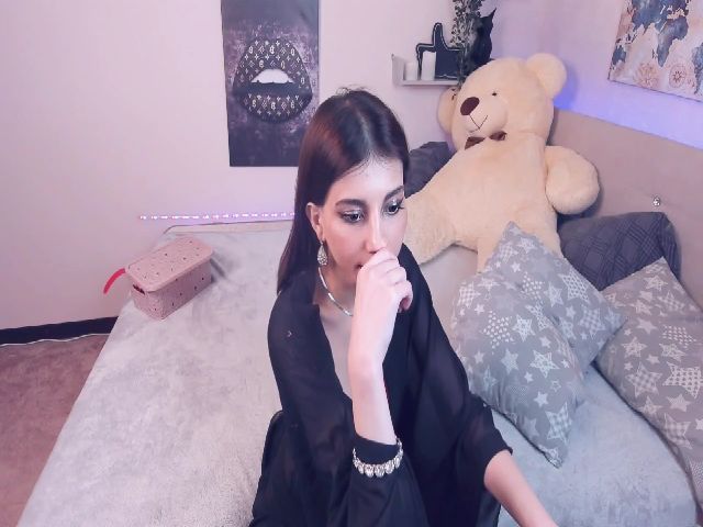 Live sex webcam photo for AnabelAris #262199461