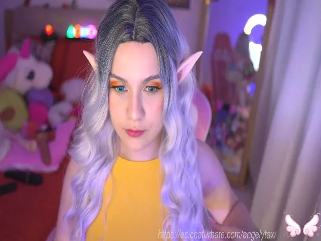 Live sex webcam photo for Angelytaxx #257182682