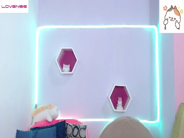 Live sex webcam photo for Pia_Smith_ #257635944