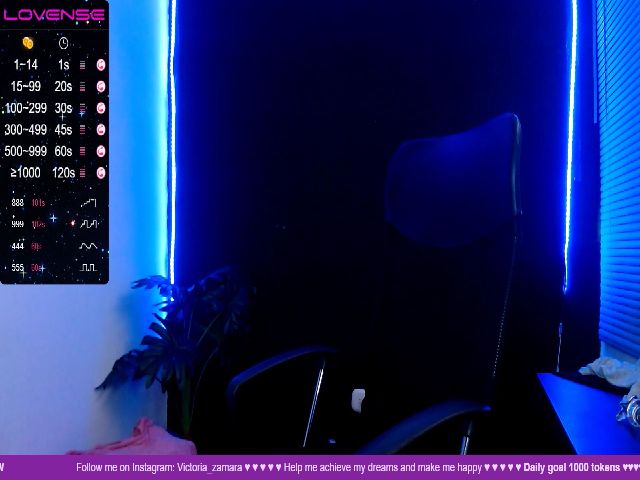 Live sex webcam photo for victoria_lee2 #254183531