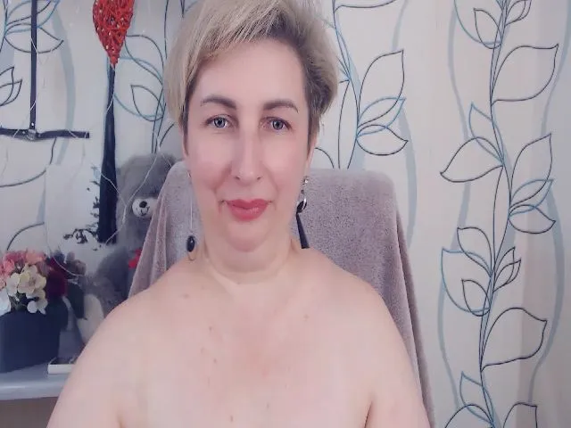 Live sex webcam photo for DepravedMadam #252784674