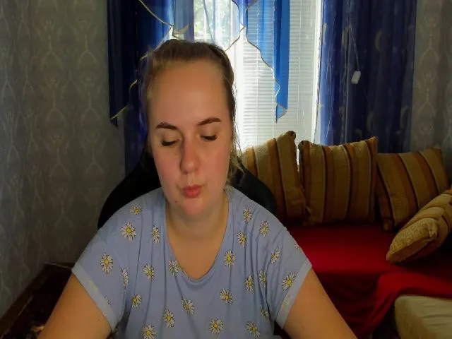Live sex webcam photo for MaryKent #265411751