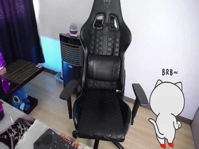 Live sex webcam photo for BiancaMiller #265545903