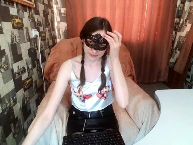 Live sex webcam photo for NichtiFiji #242056795