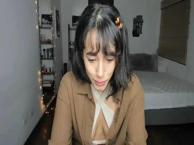 Live sex webcam photo for Manuelavega #264128795