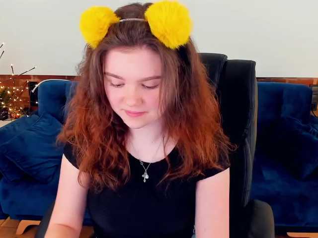 Live sex webcam photo for EliRoks #241353158