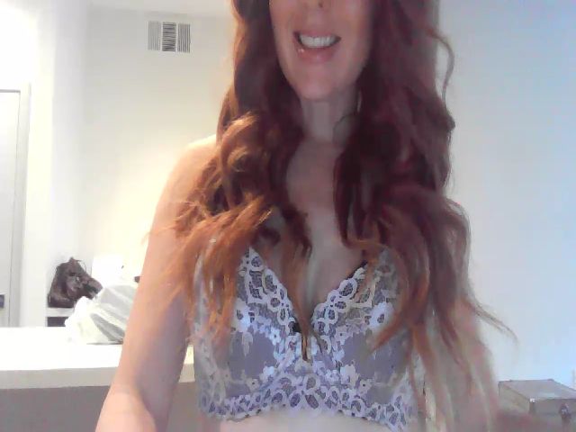 Live sex webcam photo for Jenn_Kiss #253630153