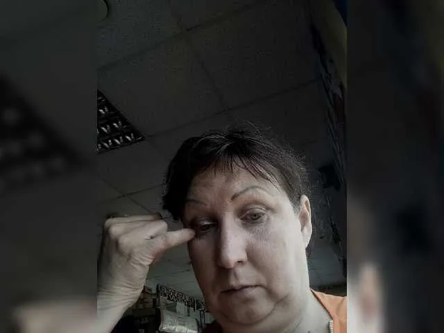 Live sex webcam photo for Milf4love #257527618