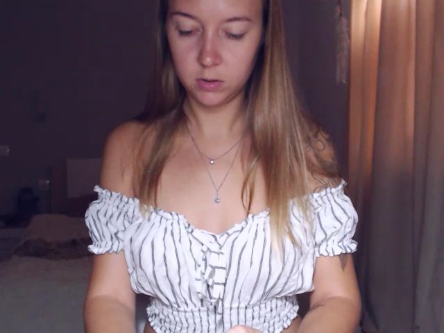 Live sex webcam photo for SylviaOneill #256877550