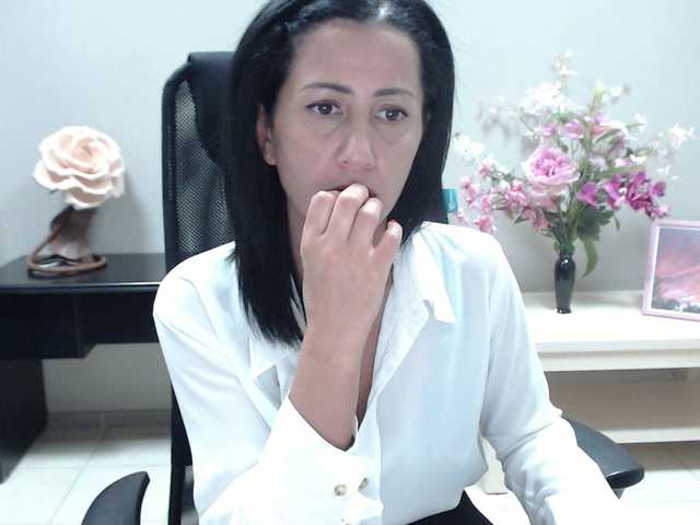 Live sex webcam photo for EruEru #241309203