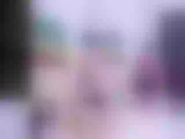 Live sex webcam photo for Helenetrix #261153536