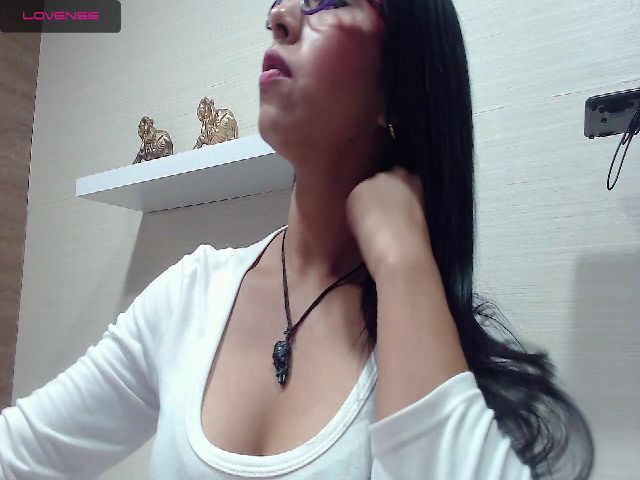 Live sex webcam photo for Bunny_Naugthy #265626557