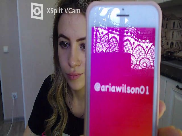 Live sex webcam photo for LannaBlue #264837486