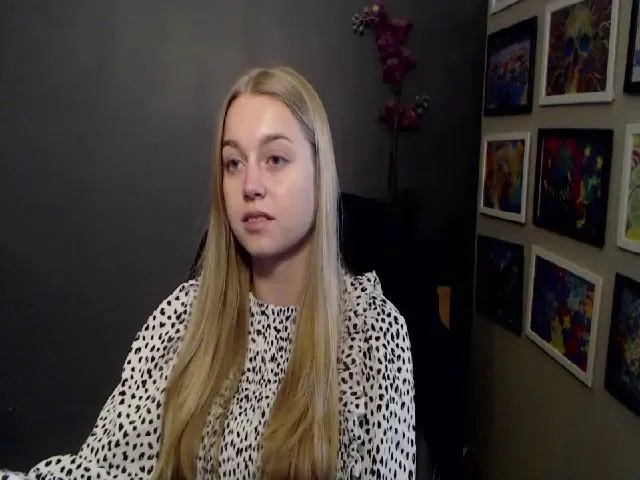 Live sex webcam photo for LUSTerica #263582871