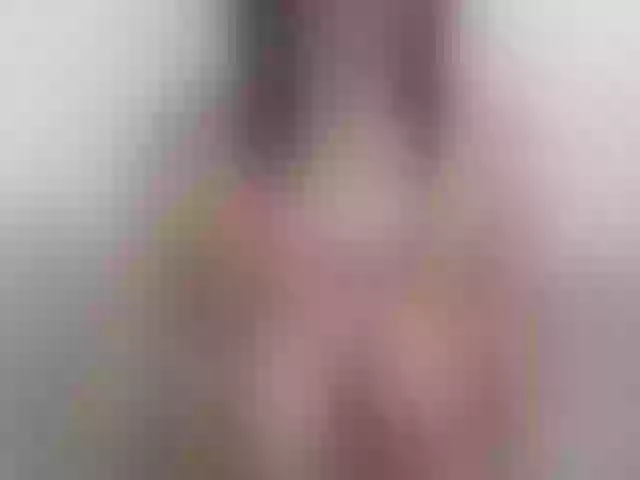 Live sex webcam photo for Fuckontitsaxx #253517390