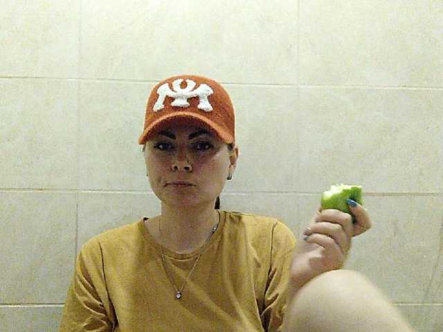 Live sex webcam photo for Katerinagreiz #241353490