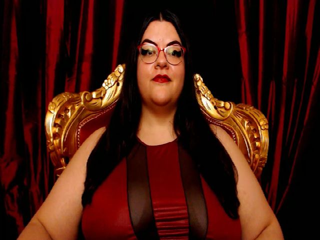 Live sex webcam photo for MissLillyBBW #256330575