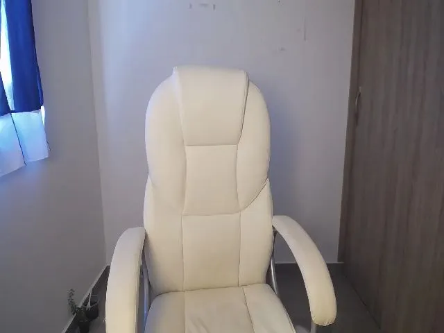 Live sex webcam photo for Littlelisa__ #254876306