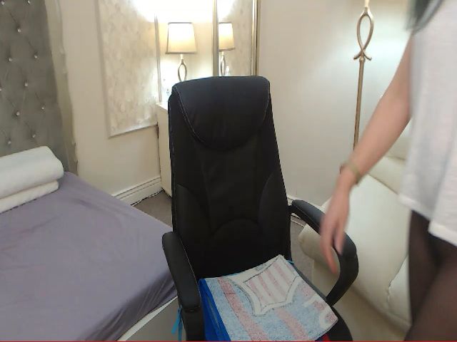 Live sex webcam photo for SexyFantasyBB #254169558