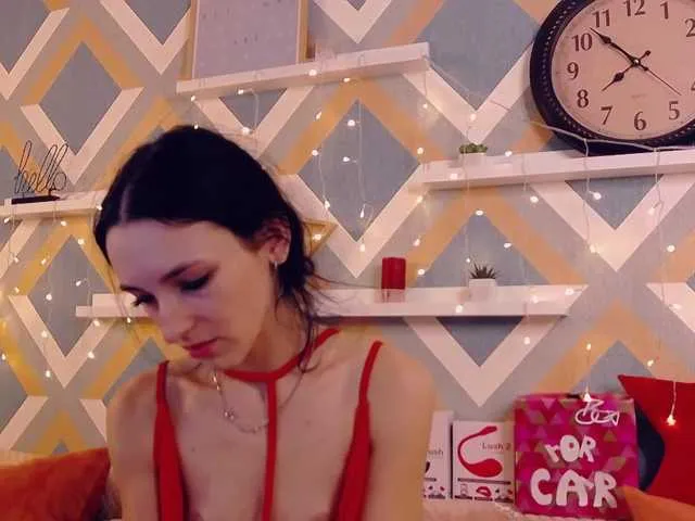 Live sex webcam photo for KariNeal #241128385