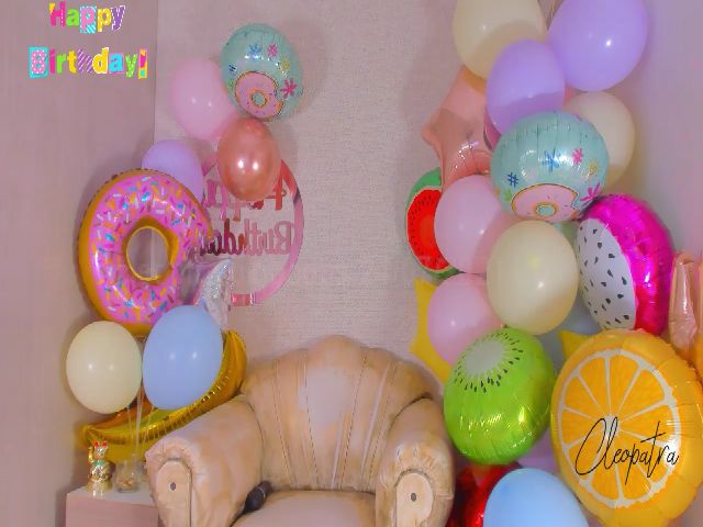 Live sex webcam photo for Cleo_Boobs #258181193