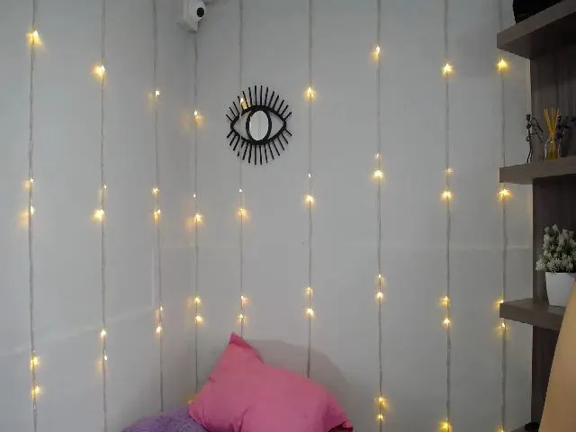 Live sex webcam photo for ETHANJARA #257781947