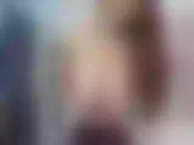 Live sex webcam photo for Miss_Emm #252569344
