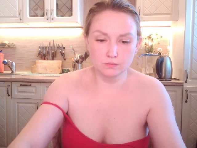 Live sex webcam photo for JaneGrey111 #254988864