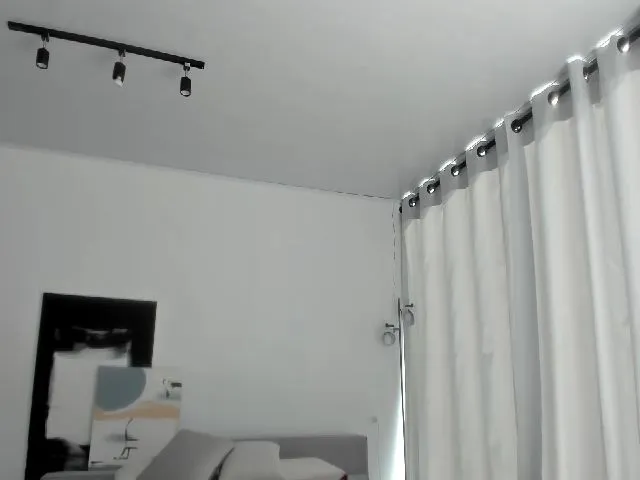 Live sex webcam photo for LauraVega #262684619