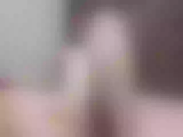 Live sex webcam photo for GreenBlondie #260273137