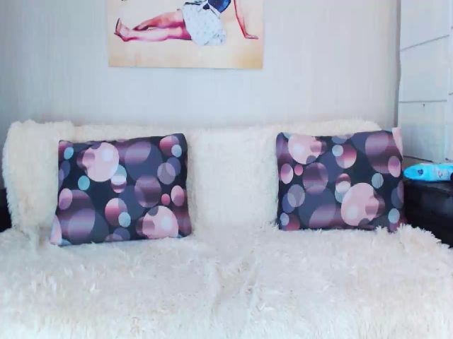 Live sex webcam photo for Diana_Milton #253352336