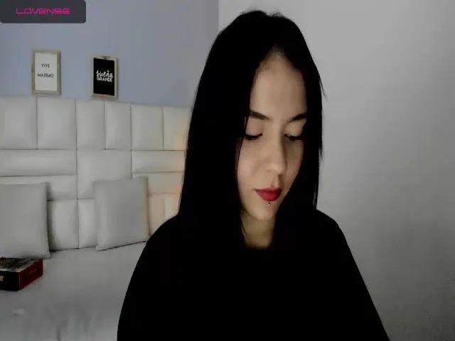 Live sex webcam photo for Rebeca__grey #254167055