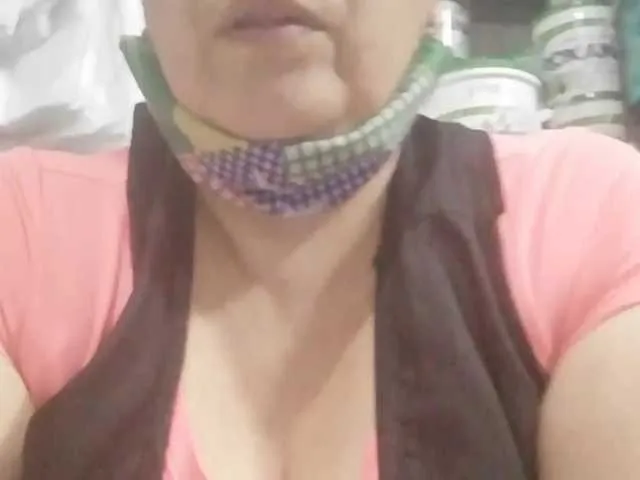 Live sex webcam photo for latinaamorosa #240947234