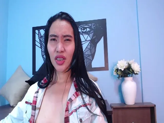 Live sex webcam photo for Alanna_Brown #261737400