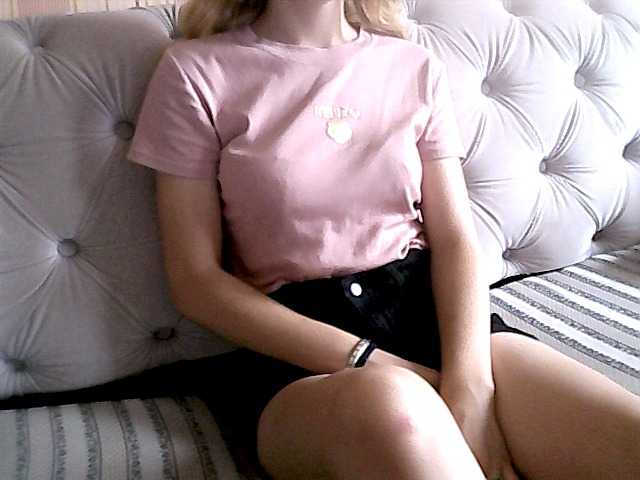 Live sex webcam photo for AliceHappy #256852218