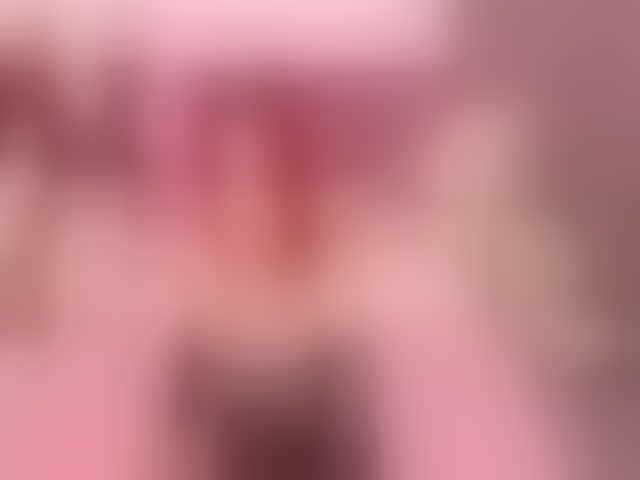 Live sex webcam photo for RedCat18 #252796196