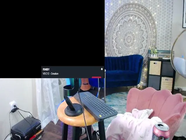 Live sex webcam photo for SquisherGirl #256151342