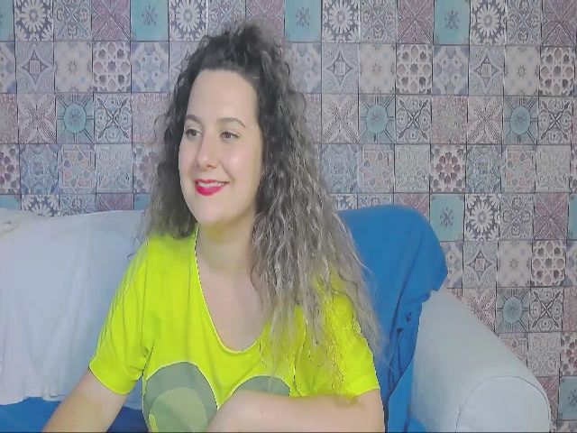 Live sex webcam photo for CurlyVibe #253291663