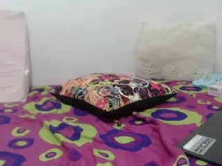 Live sex webcam photo for dulcepecado #240581199