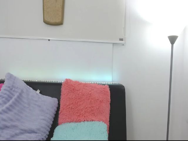 Live sex webcam photo for Arianna_sexyy #256944903