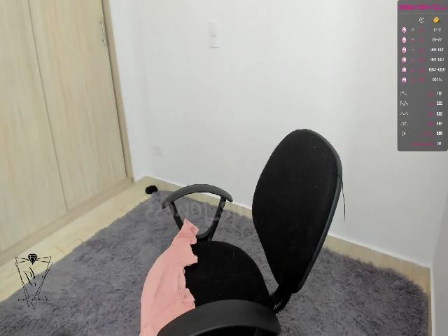 Live sex webcam photo for Ale_Jones #263129947