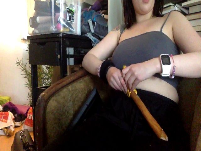 Live sex webcam photo for yonghardcore #264970821