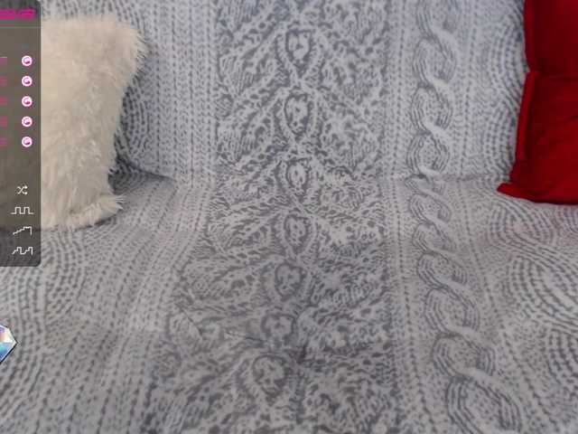 Live sex webcam photo for Icehotangel #250562157