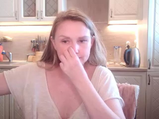 Live sex webcam photo for JaneGrey111 #256800193