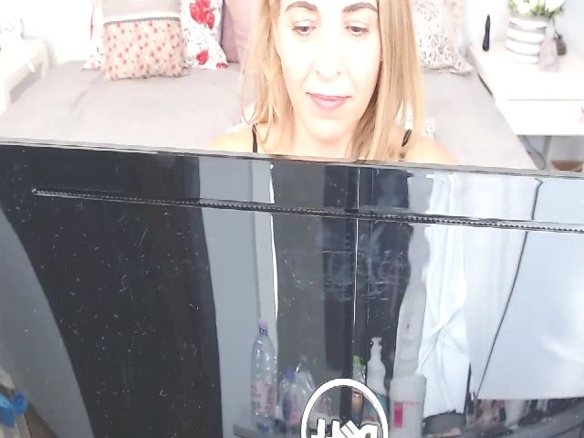 Live sex webcam photo for Layla2022 #256800162