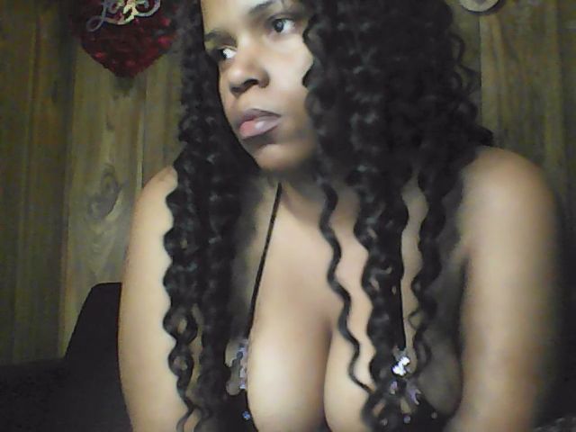 Live sex webcam photo for Pinkrackz100 #256582484