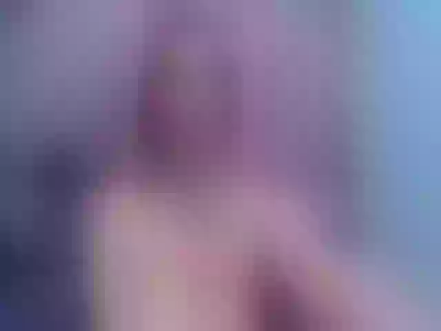 Live sex webcam photo for Evatwiss #257767542