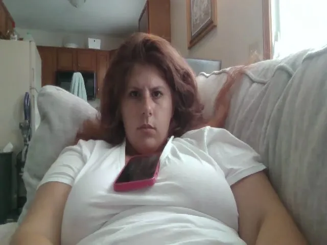 Live sex webcam photo for NotUrBabyMoms #253873708