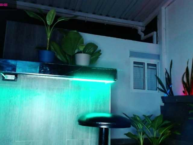 Live sex webcam photo for lolaastars1 #246391324